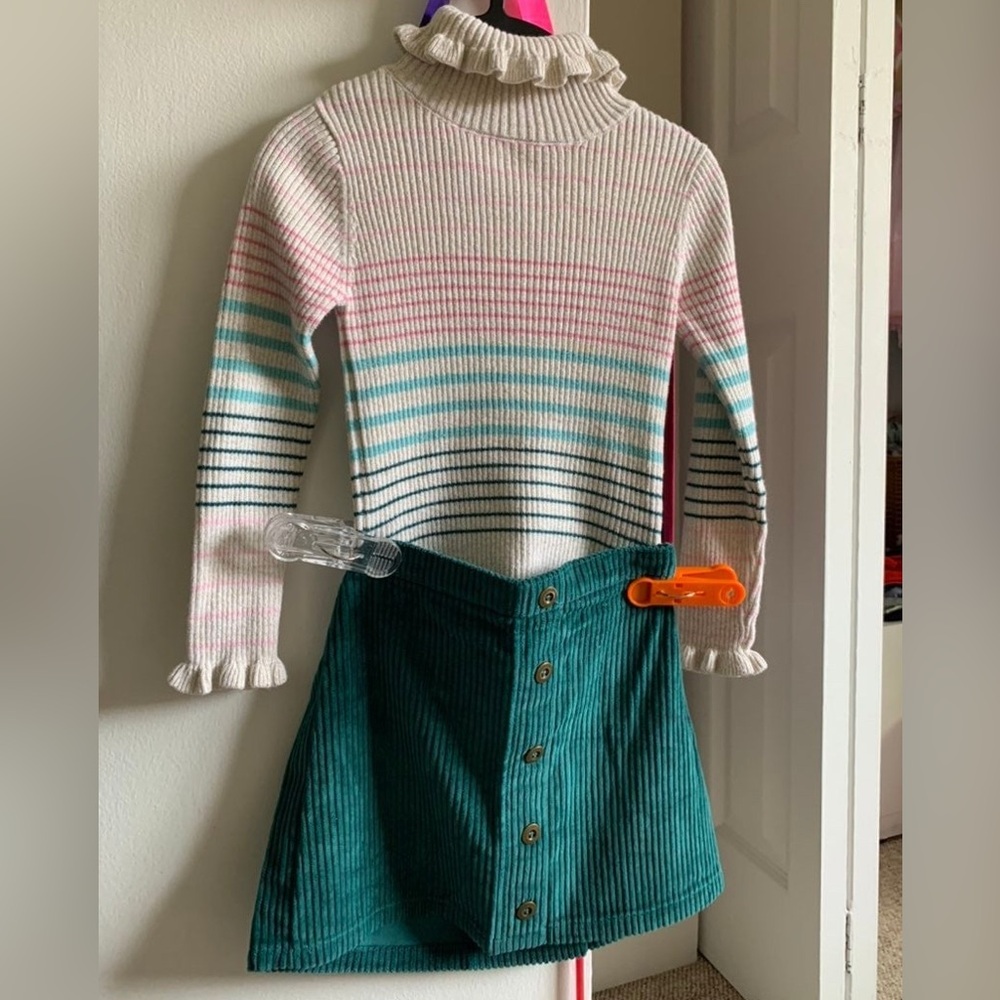 Tommy Bahama Girls 2 Piece Sweater Skirt Set Striped Cream Pink Teal Size 5-6